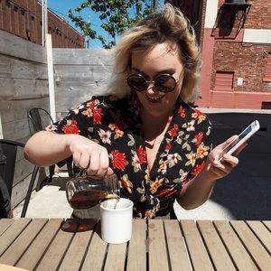 Introducing Mia's Threads